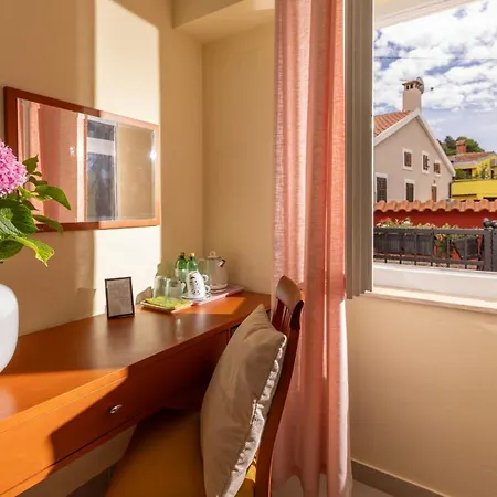 Bed And Breakfast Ciao Bella Veli Losinj Exterior photo