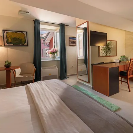 Bed And Breakfast Ciao Bella Veli Losinj Exterior photo