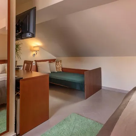 Bed And Breakfast Ciao Bella Veli Losinj Exterior photo
