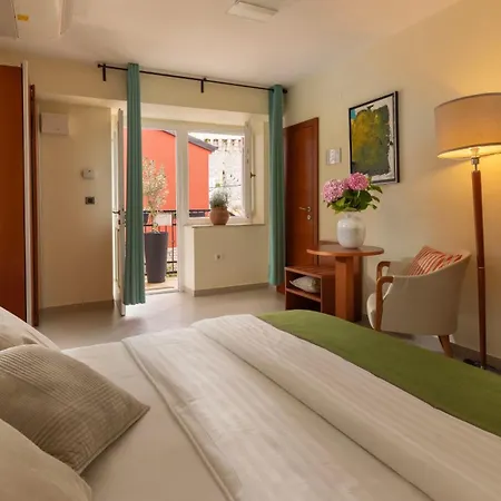 Bed And Breakfast Ciao Bella Veli Losinj Exterior photo