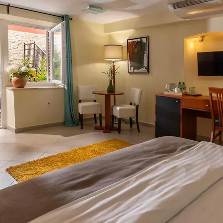 Bed And Breakfast Ciao Bella Veli Losinj Exterior photo